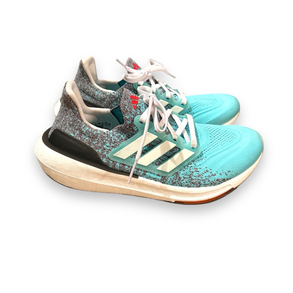 Adidas Ultraboost Light Flash Aqua Blue Low Top‎ Running Shoes Sz 8.5 Women's